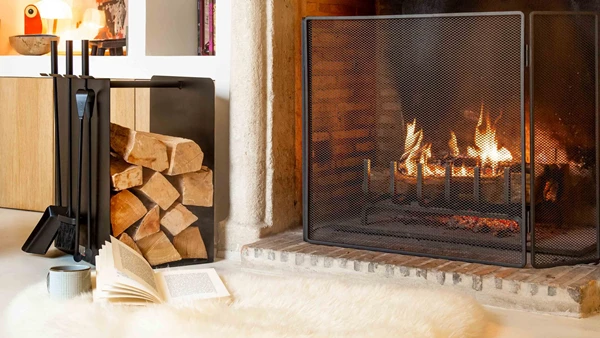 Steel fireplace screens